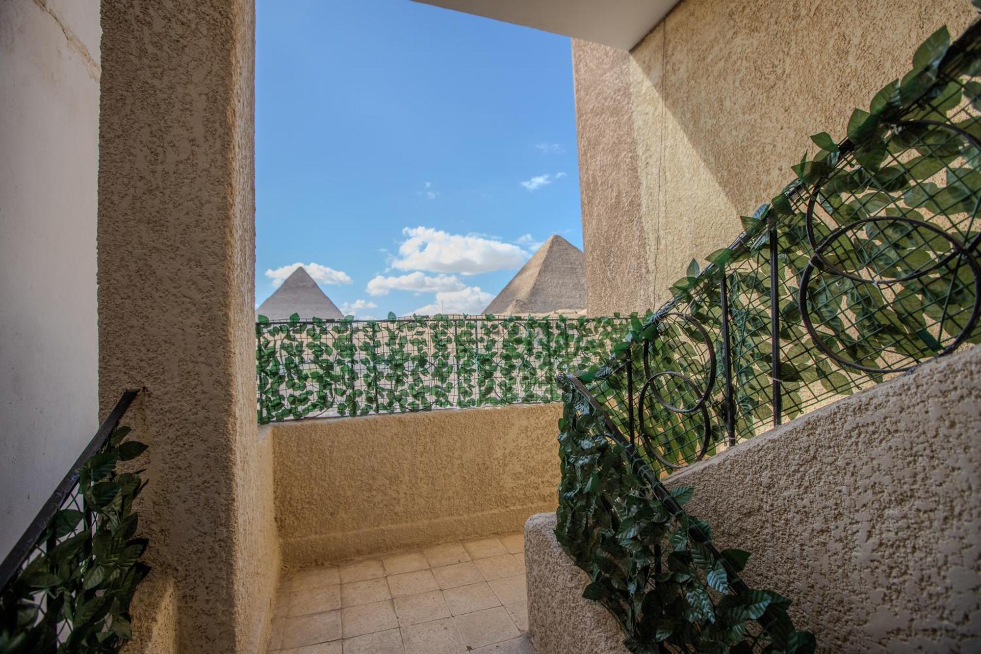 Soul Pyramids View Hotel Kafret el-Gabal Buitenkant foto