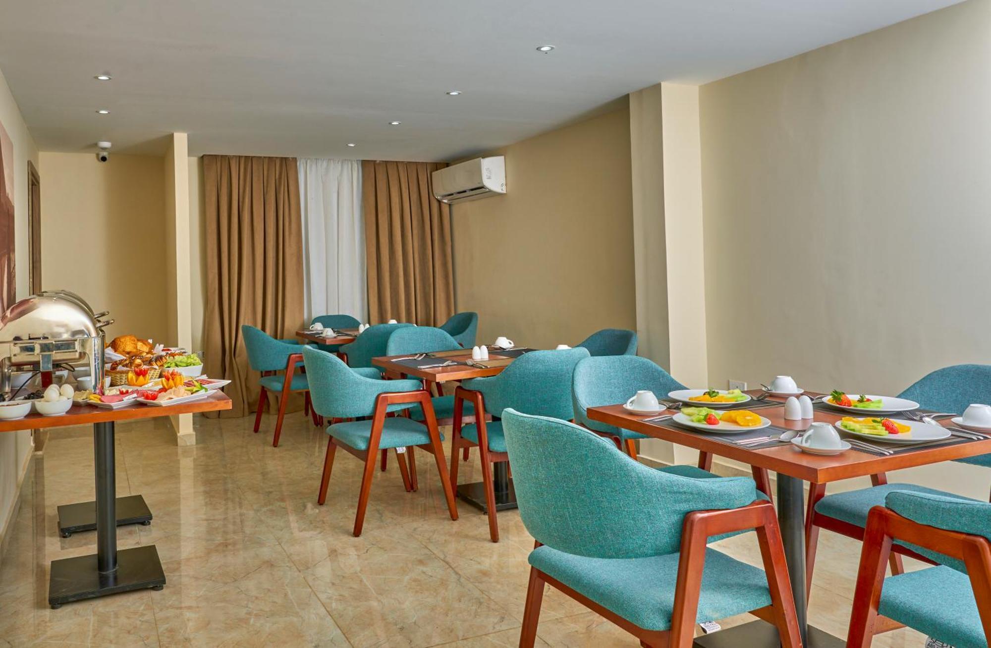 Soul Pyramids View Hotel Kafret el-Gabal Buitenkant foto